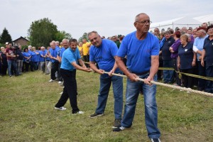 Županijski susret umirovljenika 16.06.2018 (107)